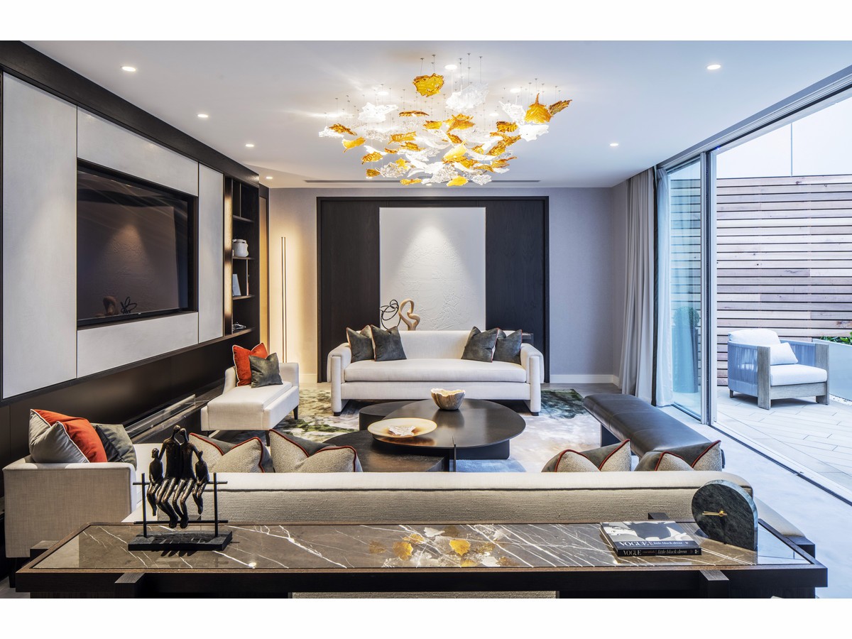 Lyndhurst Gardens, London, NW3